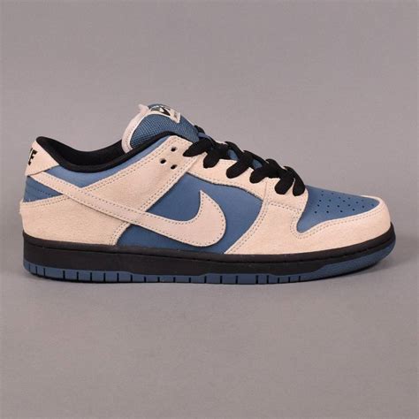 nike sb dunk low skate